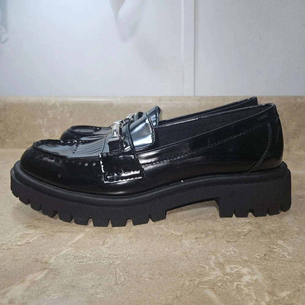 Lug Sole Loafer Shoes Women 9 Black Platform Sole‎ Kiltie Fringe Horsebite